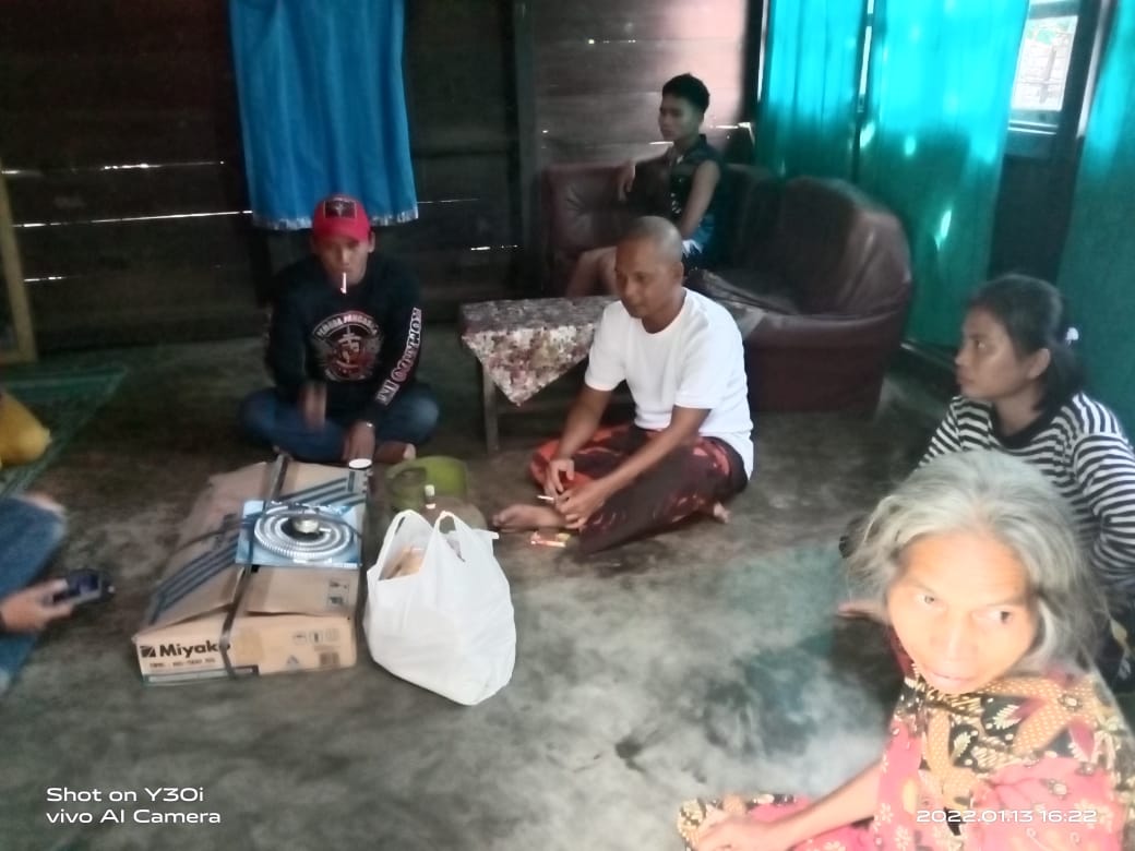 Askot 1 KOTI MPW Sumsel, Inhar Kamaluddin Menyambangi Kediaman Ibu Misna di Gunung Kemala