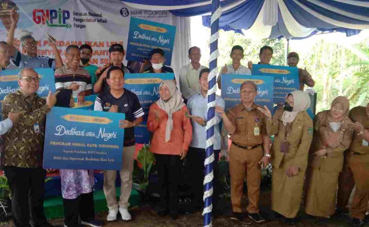 Walikota Prabumulih Hadiri Penyerahan Mesin Dekortikator dari Perwakilan Bank Indonesia Sumatra Selatan