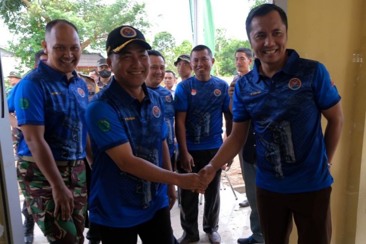 Kodim 0401/Muba Bekerja Sama Dengan Perbakin Muba Mengadakan Lomba Menembak