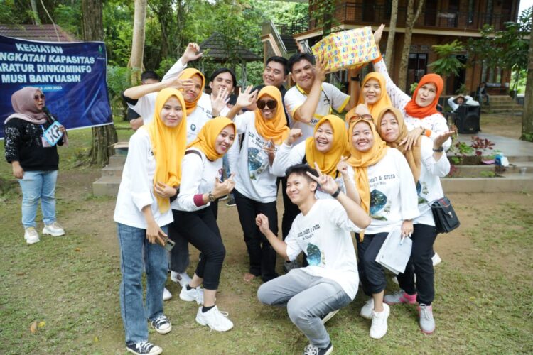 Tingkatkan Kapasitas Aparatur, Dinkominfo Muba Gelar Outbound dan Senam Bersama