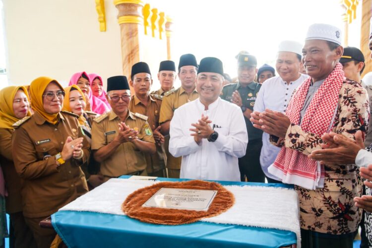 Resmikan Masjid di Sungai Lilin, Ini Pesan Pj Bupati Apriyadi