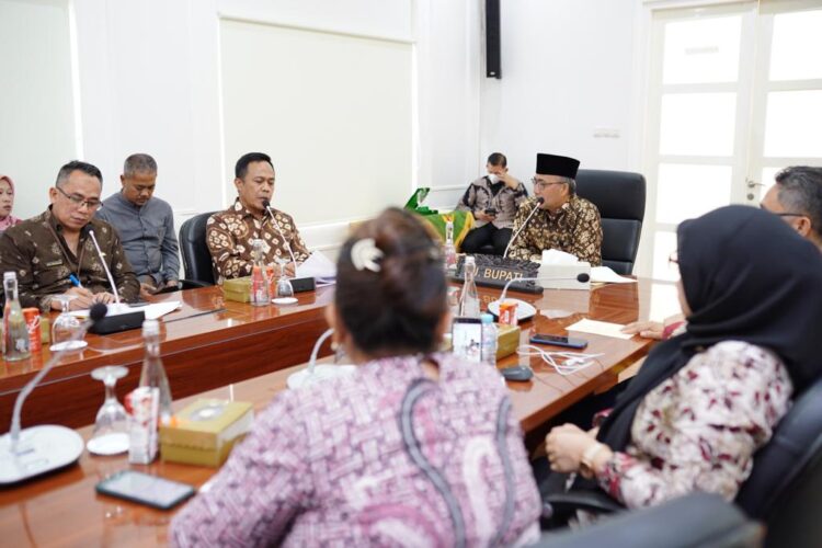 Pj Bupati Apriyadi Dorong Lebih Maksimal Penanganan ATM