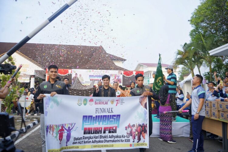 Semarak Fun Walk – Fun Run Adhyaksa Muba Fest Banjir Peserta