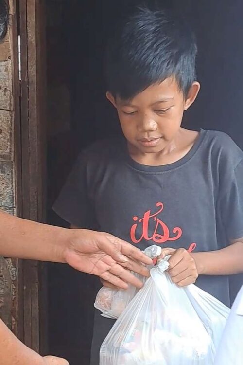 Berbagi Kasih di Bulan Penuh Berkah