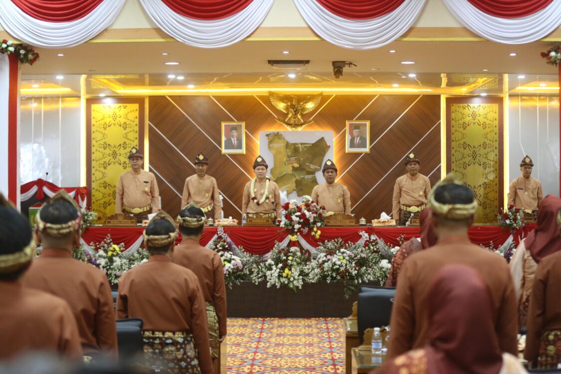 Pj Gubernur Sumsel Menghadiri Rapat Paripurna DPRD Prabumulih, Peringati HUT Kota ke-23