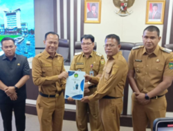 Ketua DPRD Hadiri Sertijab Pj Walikota dan Walikota Terpilih H Arlan – Franky Nasril