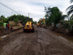 Kolaborasi Perbaikan Jalan Provinsi Sekayu–PALI Yang Rusak Parah oleh Pemerintah, Perusahaan dan Masyarakat