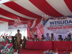 Inspiratif, Lansia Desa Pangkul Tamat Hingga Jenjang S2