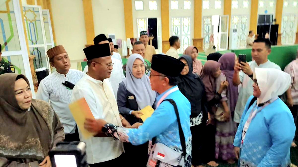 Wali Kota H Arlan Melepas Sebanyak 169 Jemaah Calon Haji di Masjid Islamic Center