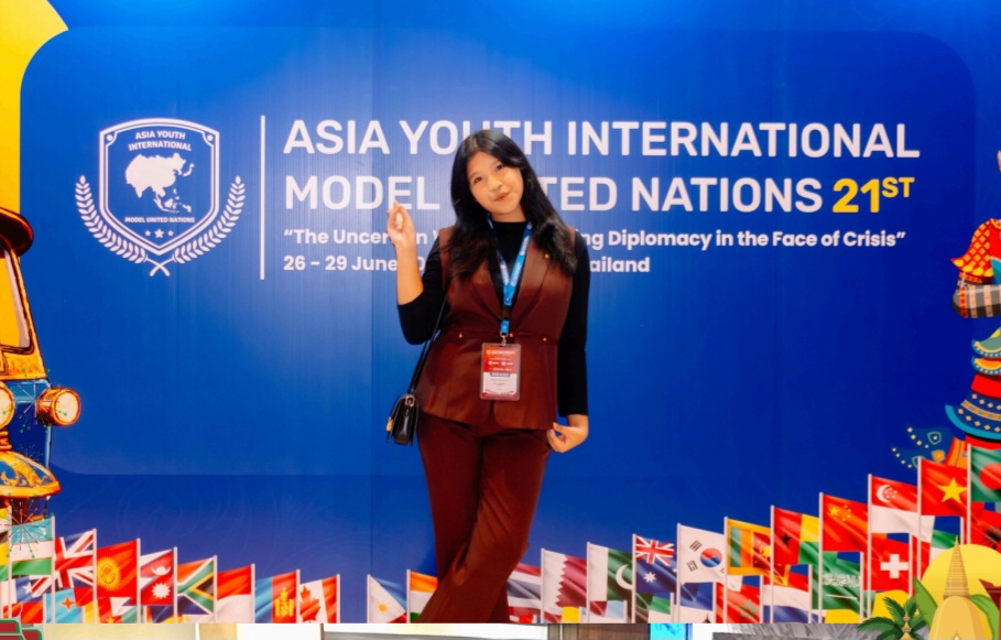 Shakyna Azka Anindya Wakili Mesir di AYIMUN ke-21, Angkat Isu Pengobatan Tradisional Berbasis Ilmiah